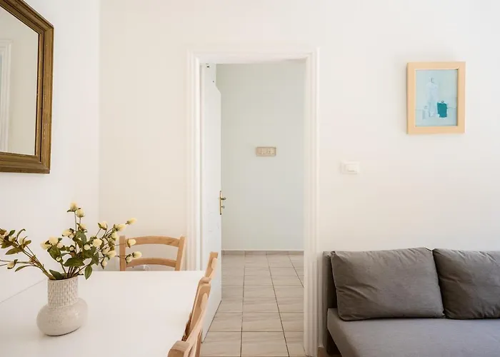 Bella Chania (Crete)